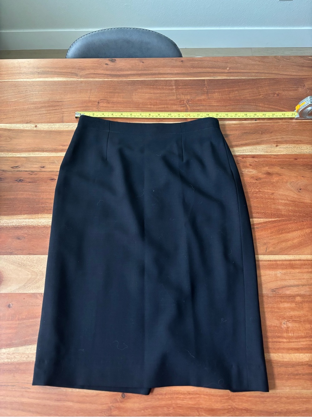 Paul Stuart Black Tailored Pencil Skirt